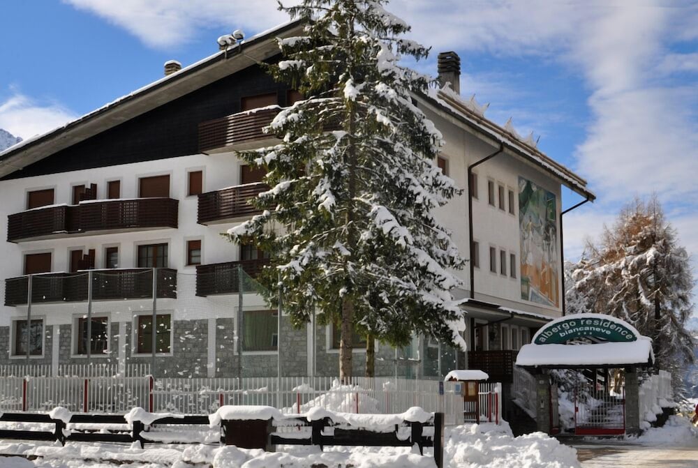 

Catania - Aprica - Residence Biancaneve