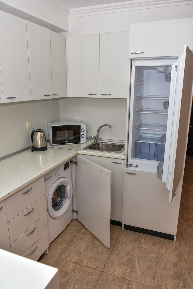 

Roma - Mar Nero - Costa di Burgas - OLYMP Apartcomplex