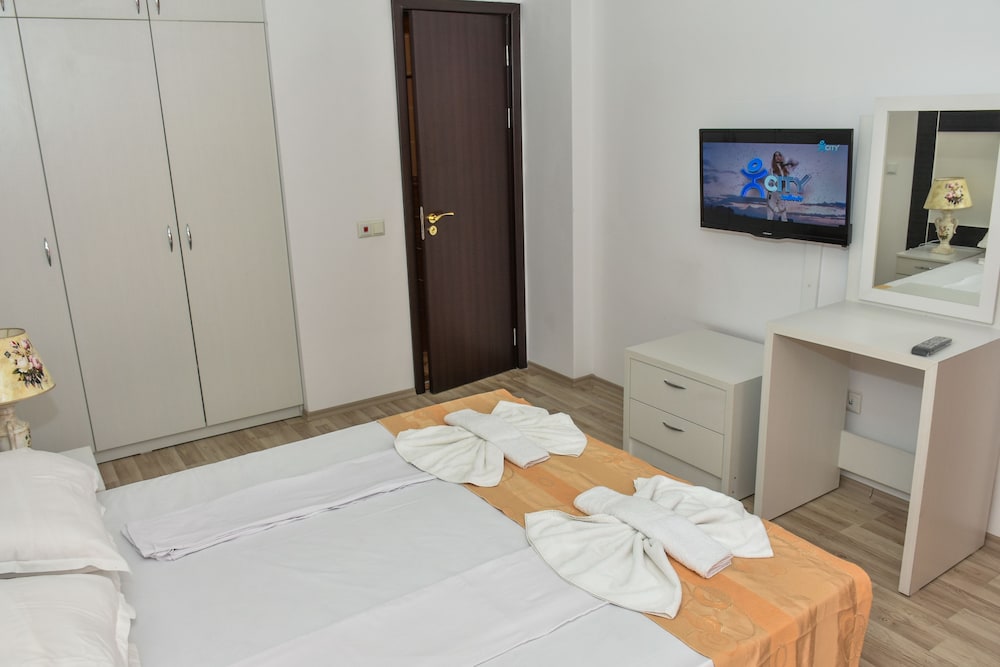 

Milano - Nessebar - OLYMP Apartcomplex