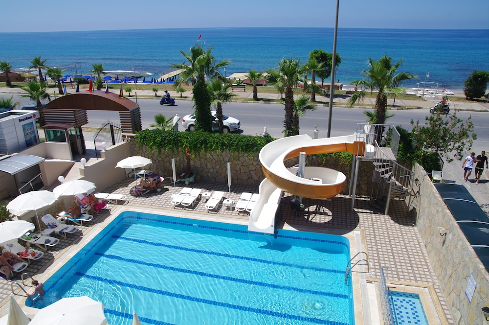 

Roma - Mahmutlar - CLUB BAYAR BEACH HOTEL