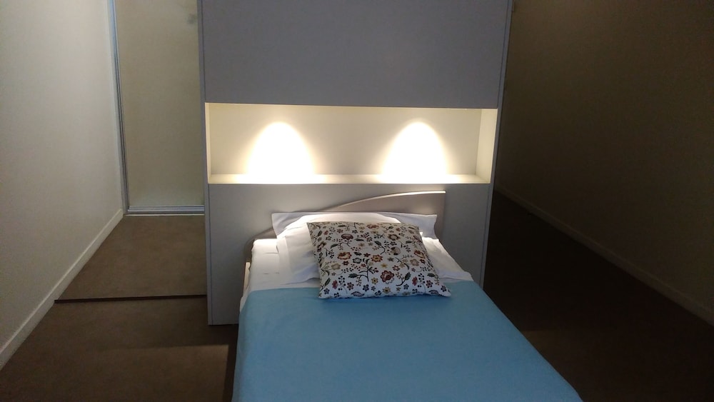 

Milano - Bordeaux - Study Hôtel Bordeaux Lormont