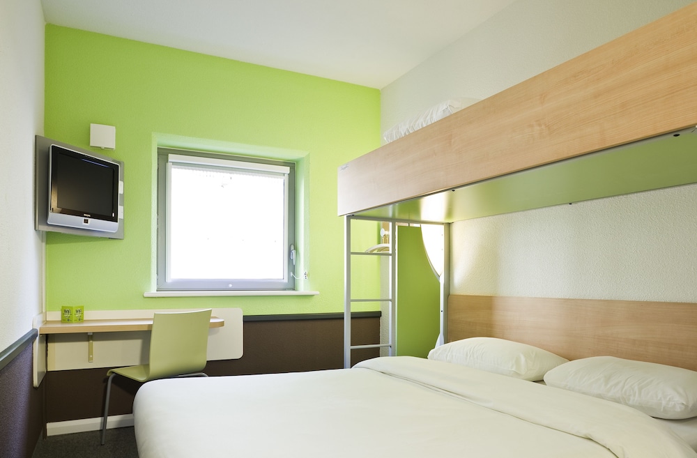 

Roma - Saint-Jean-de-Luz - ibis budget Ciboure St-Jean-Luz