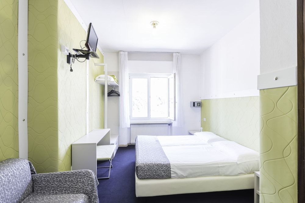 

Bologna - Arco - Hotel Rubino