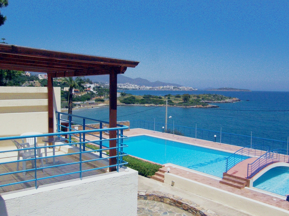 Bologna - Agios Nikolaos, Creta - Poppy Villas