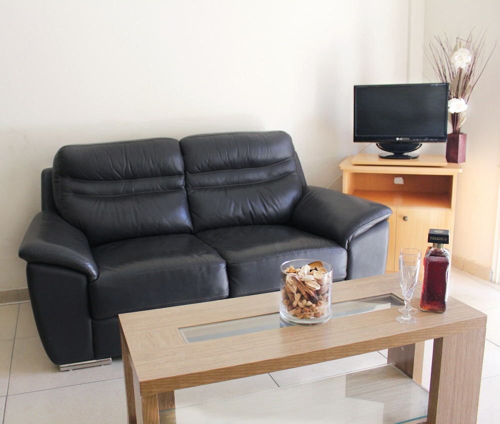 

Milano - Perivolia - St. Mamas Hotel Apartments