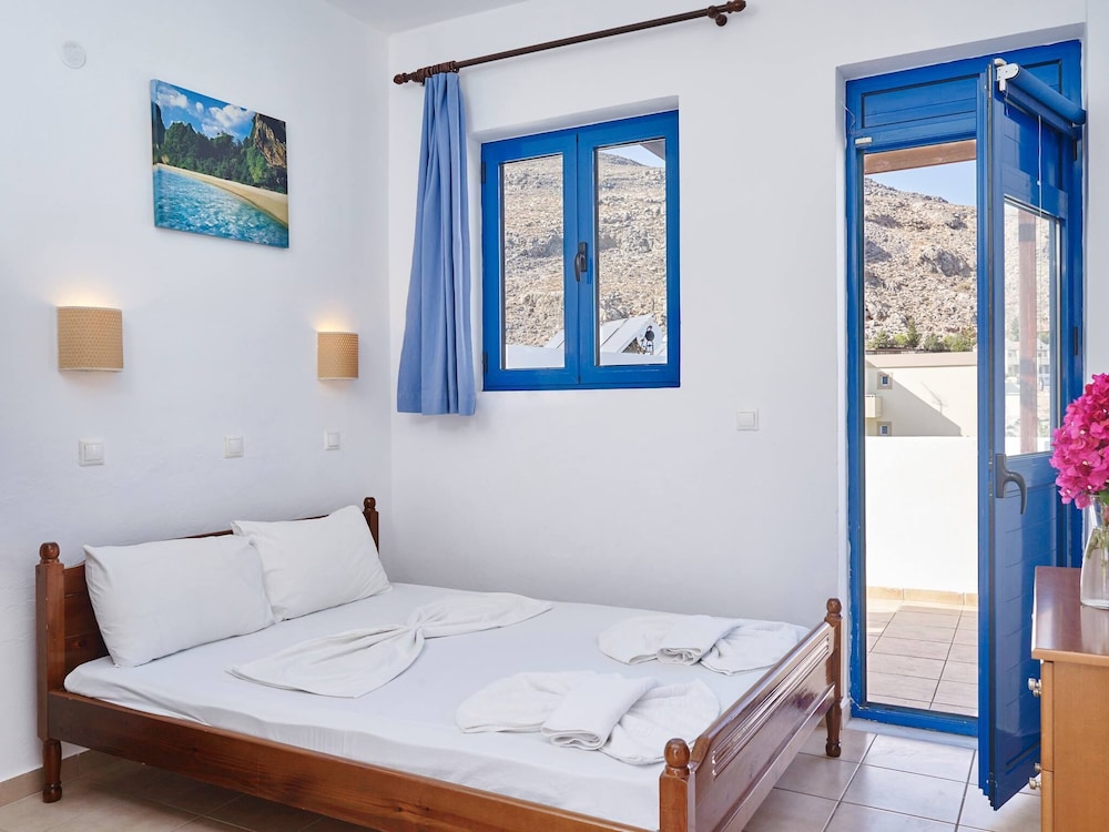 

Roma - Pefkos - Lindos Athena