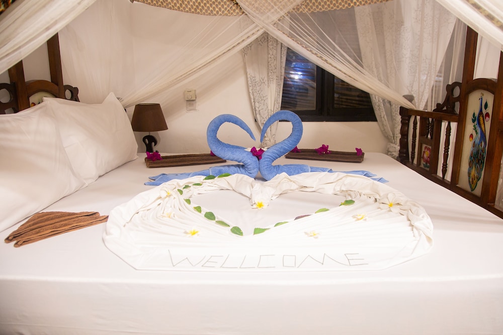 

Venezia - Marumbi - Moonshine Uroa Boutique Hotel