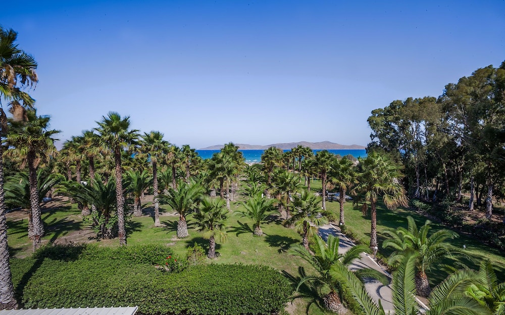 

Milano - Marmari - Cavo D'oro Hotel