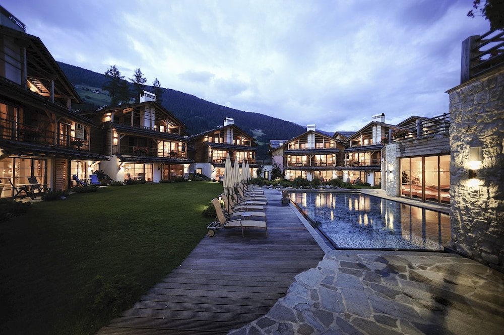 

Palermo - Sesto - Post Alpina - Family Mountain Chalets