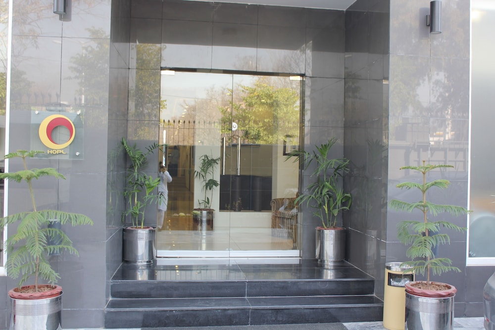 

Napoli - Islamabad - Hotel One Super Islamabad