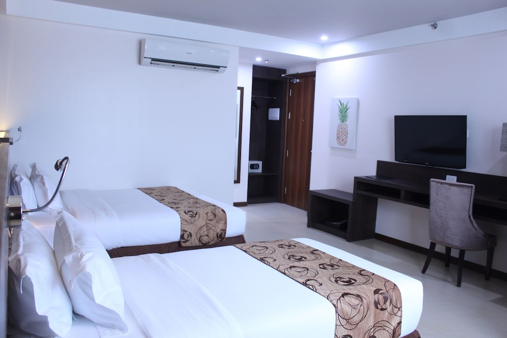 

Milano - Tagbilaran - Kew Hotel Tagbilaran