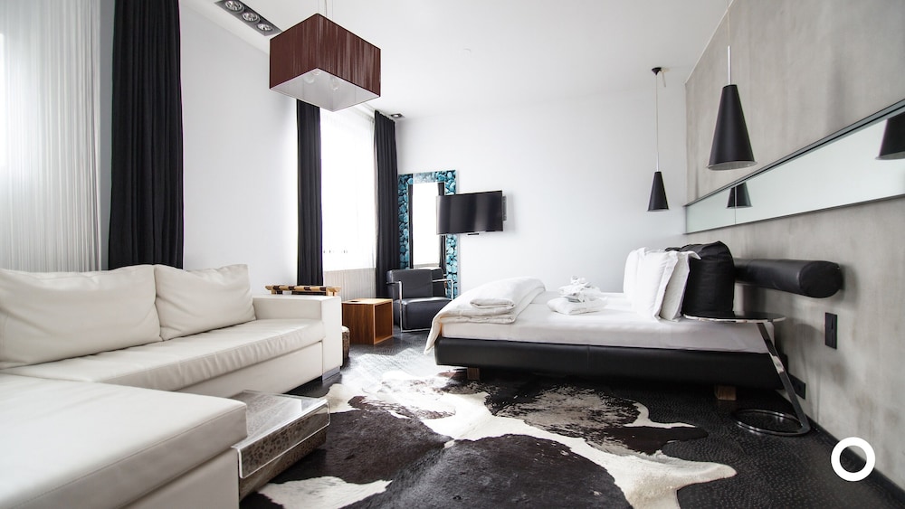 

Roma - Hafnarfjörður - Þingholt by Center Hotels