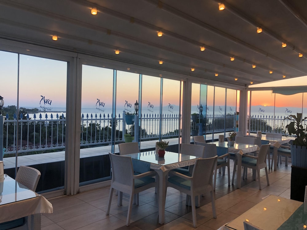 

Napoli - Side - Aura Boutique Hotel
