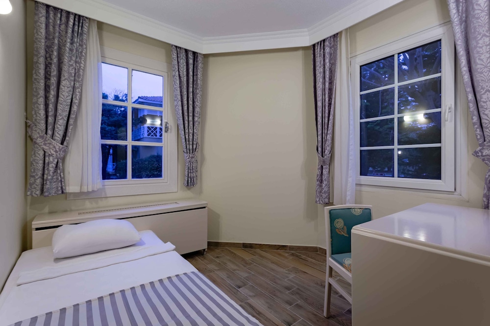 

Verona - Kizilagac - Euphoria Palm Beach