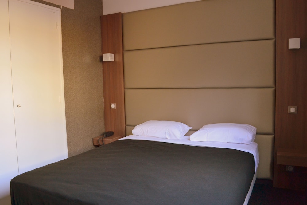 

Roma - Théoule-sur-Mer - Hotel Schtak