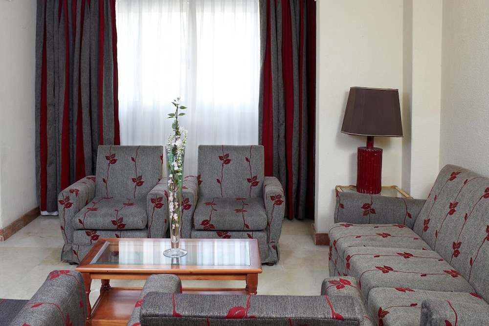 

Trieste - Santa Cruz de Tenerife - Hotel Tanausu