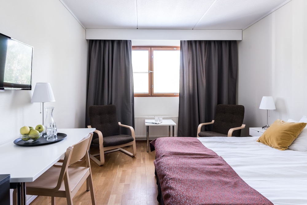 

Milano - Tampere - Hotel Hermica