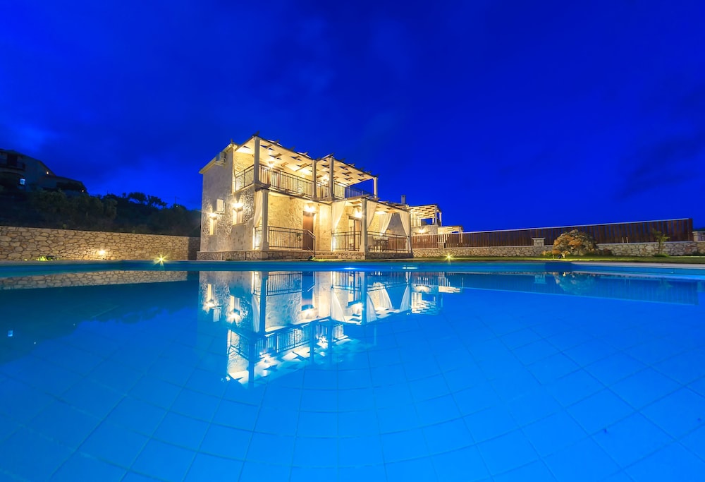 

Milano - Kampíon - Eden Villas