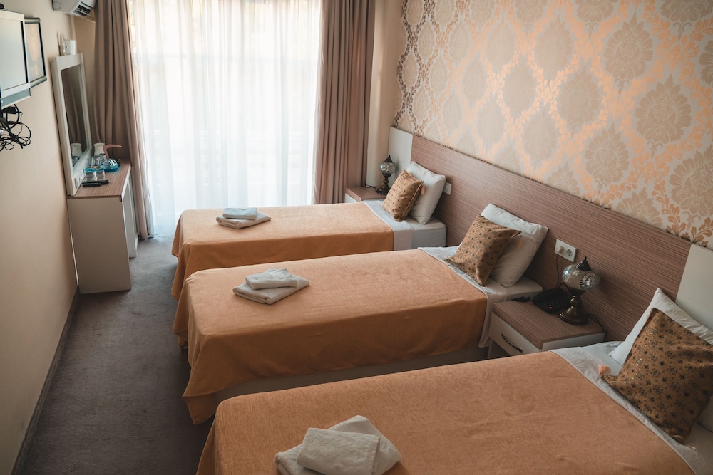 

Milano - Selçuk - Nicea Hotel
