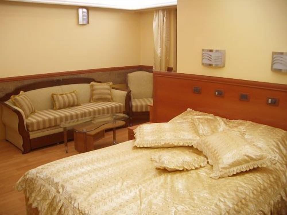 

Roma - Sofia - California Hotel