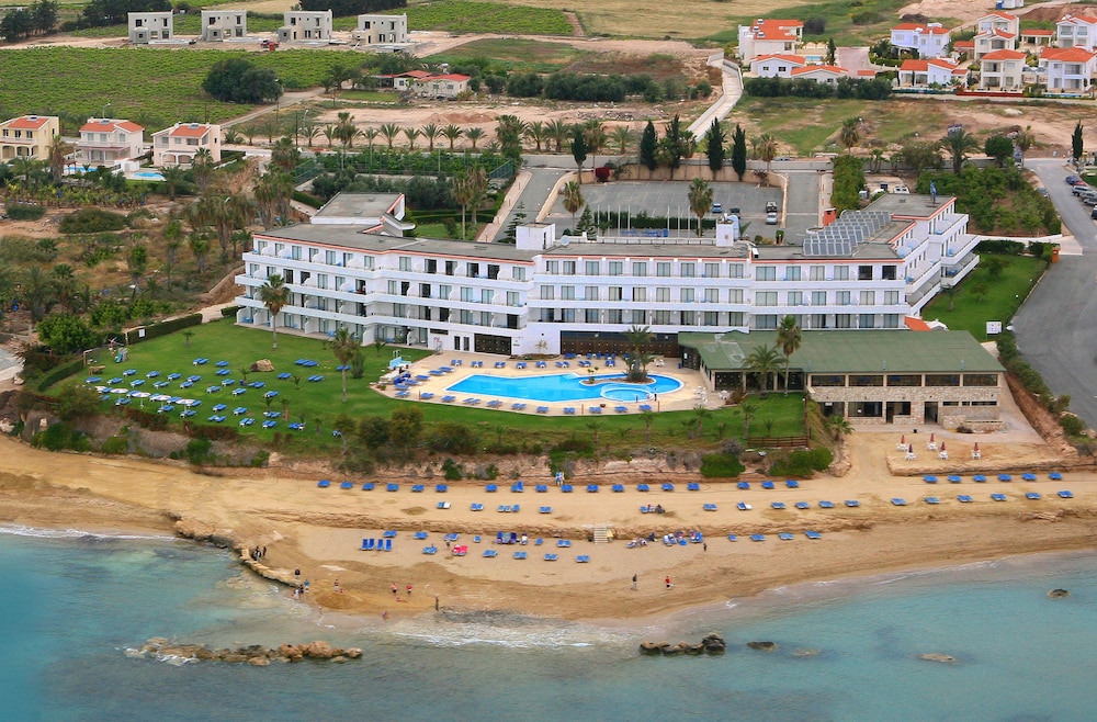 

Bari - Paphos - Corallia Beach Hotel Apartments