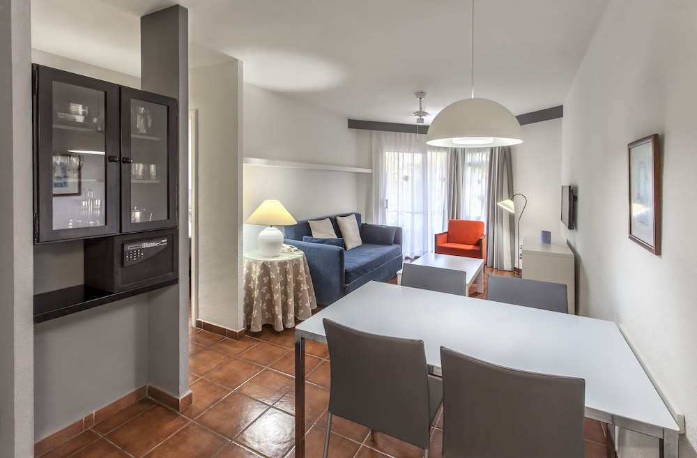 

Bologna - Playa Fañabe - Apartamentos HG Tenerife Sur