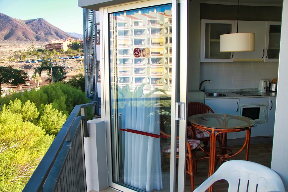 

Bari - Arona - Apartamentos HG Tenerife Sur