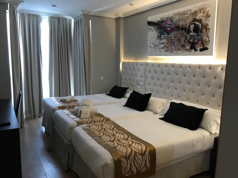 

Torino - Aeroporto di Madrid - Hotel Suites Feria de Madrid