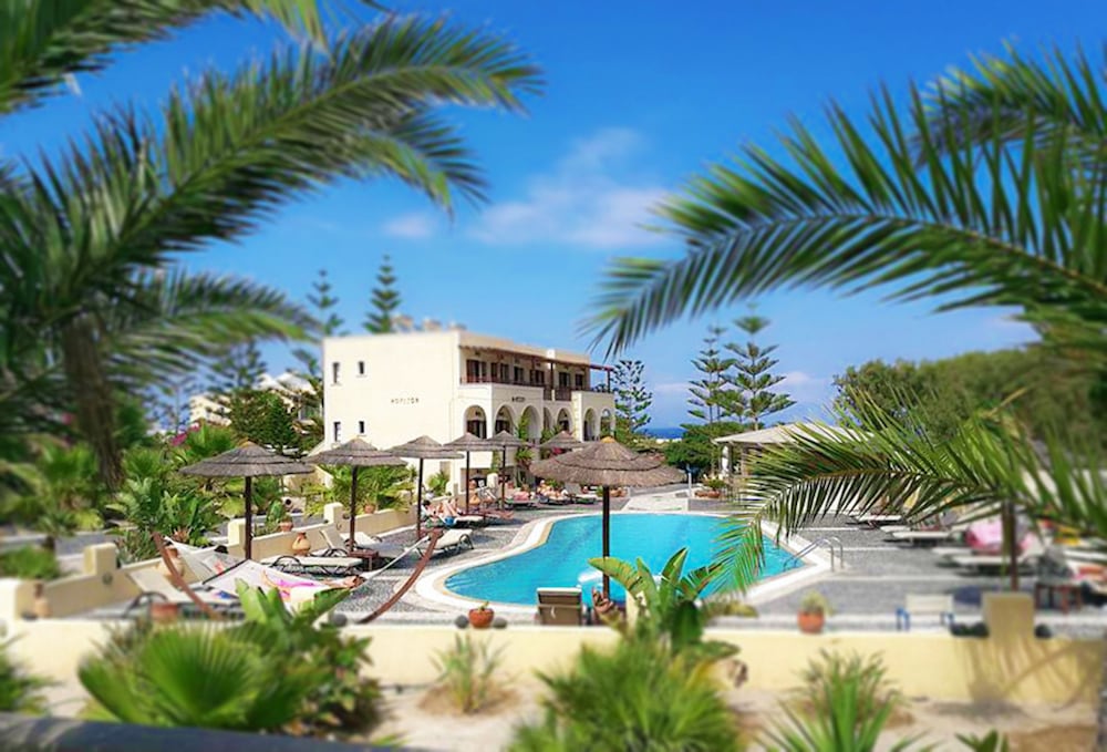 

Napoli - Imerovigli - Horizon Resort