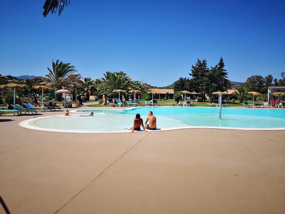 

Roma - Costa Rei - Rey beach Club
