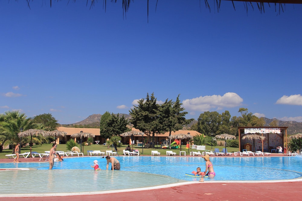 

Milano - Monte Nai - Rey beach Club
