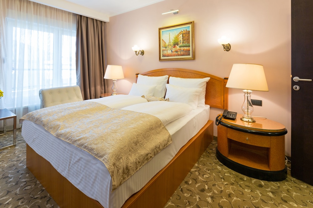 

Venezia - Beograd - Hotel Sterling Garni
