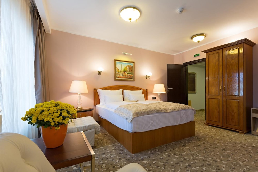 

Milano - Belgrado - Hotel Sterling Garni
