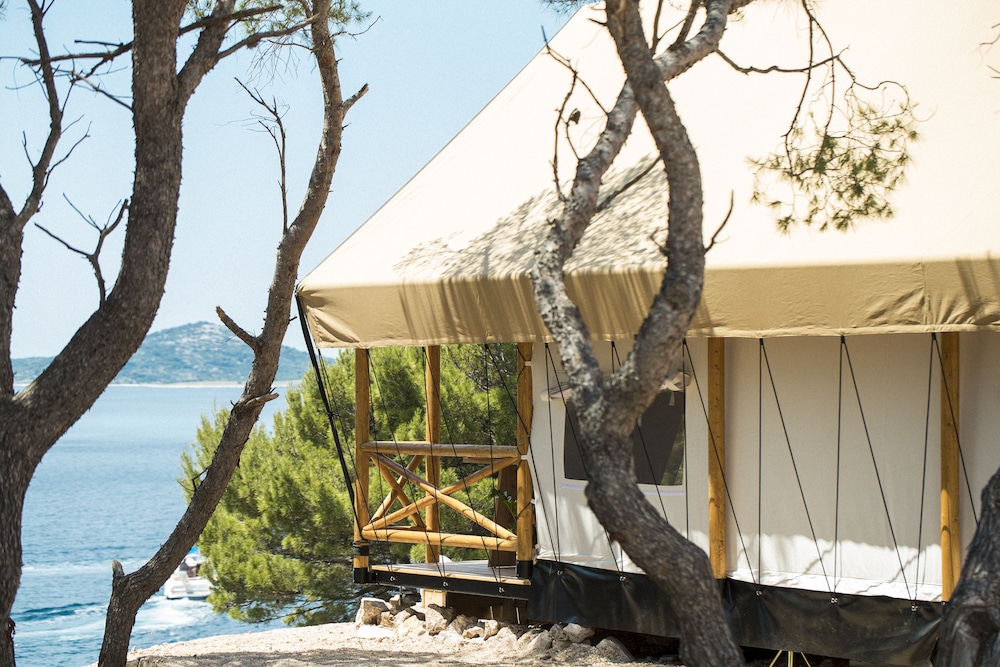 

Napoli - Vodice - O-Tents by Obonjan