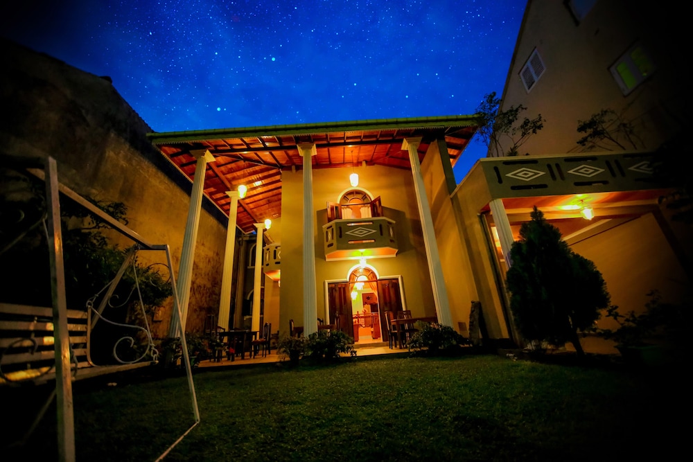 

Roma - Galle - Frangipani Motel