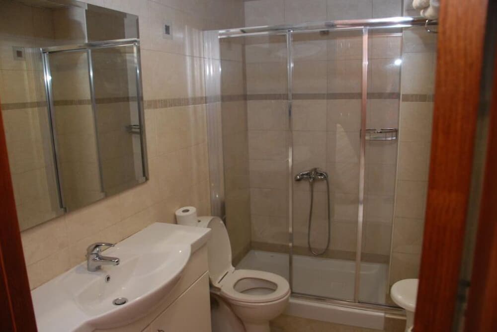 

Milano - Kremasti - Paleos Hotel Apartments