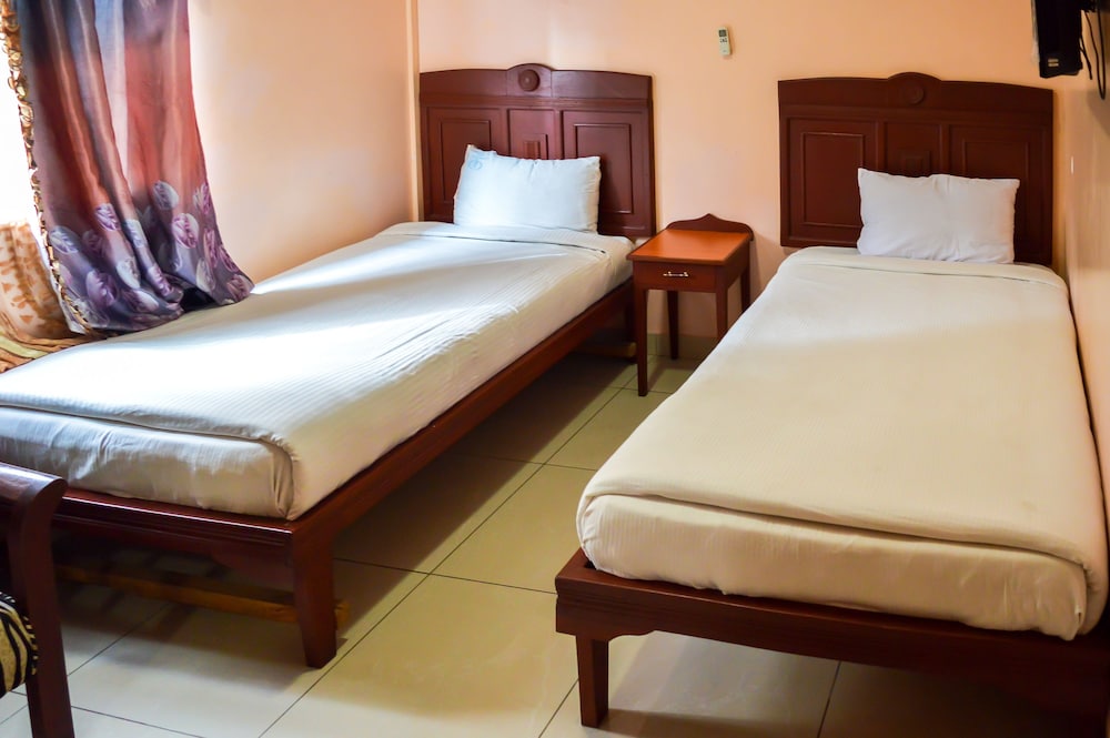 

Venezia - Mombasa - Global Palace Hotel