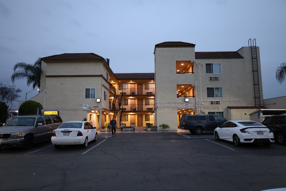 

Roma - Whittier (CA) - Lambert Inn