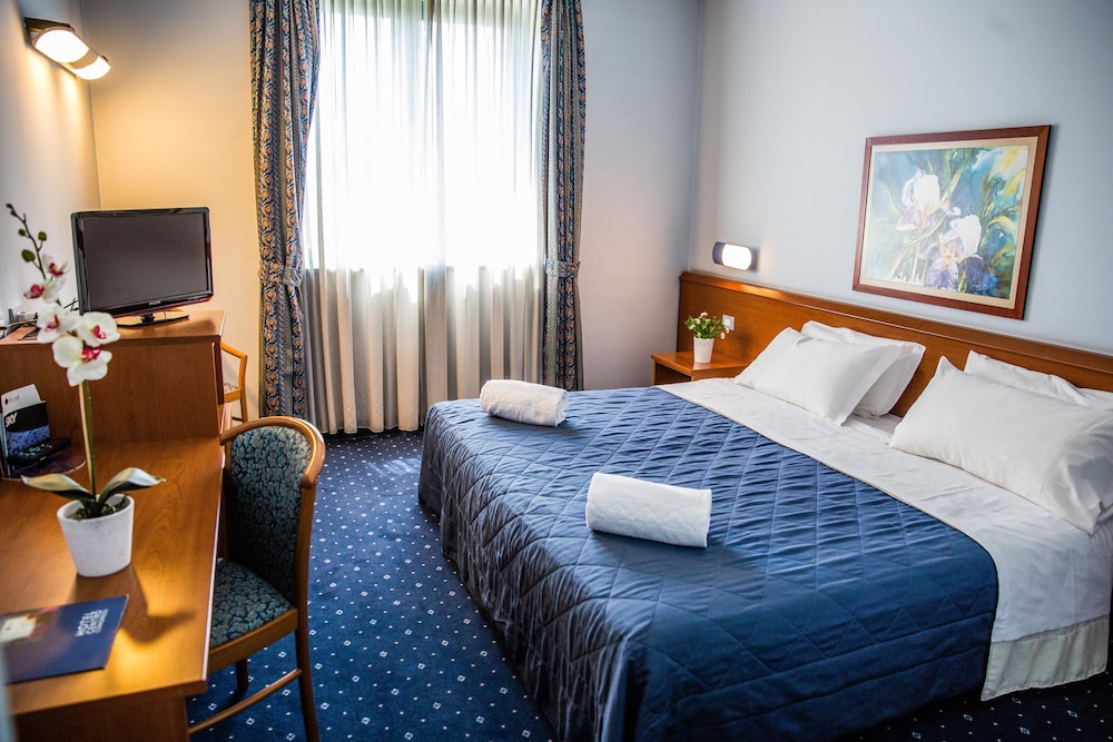 

Roma - Pino Torinese - Hotel Glis