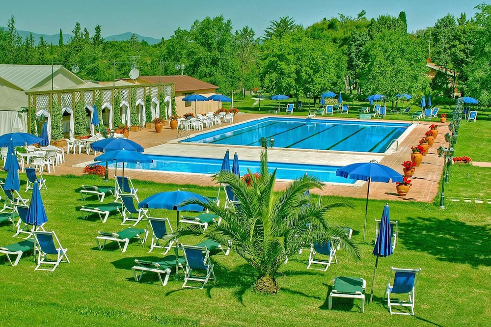 

Brindisi - Grosseto - Fattoria La Principina Hotel & Congress