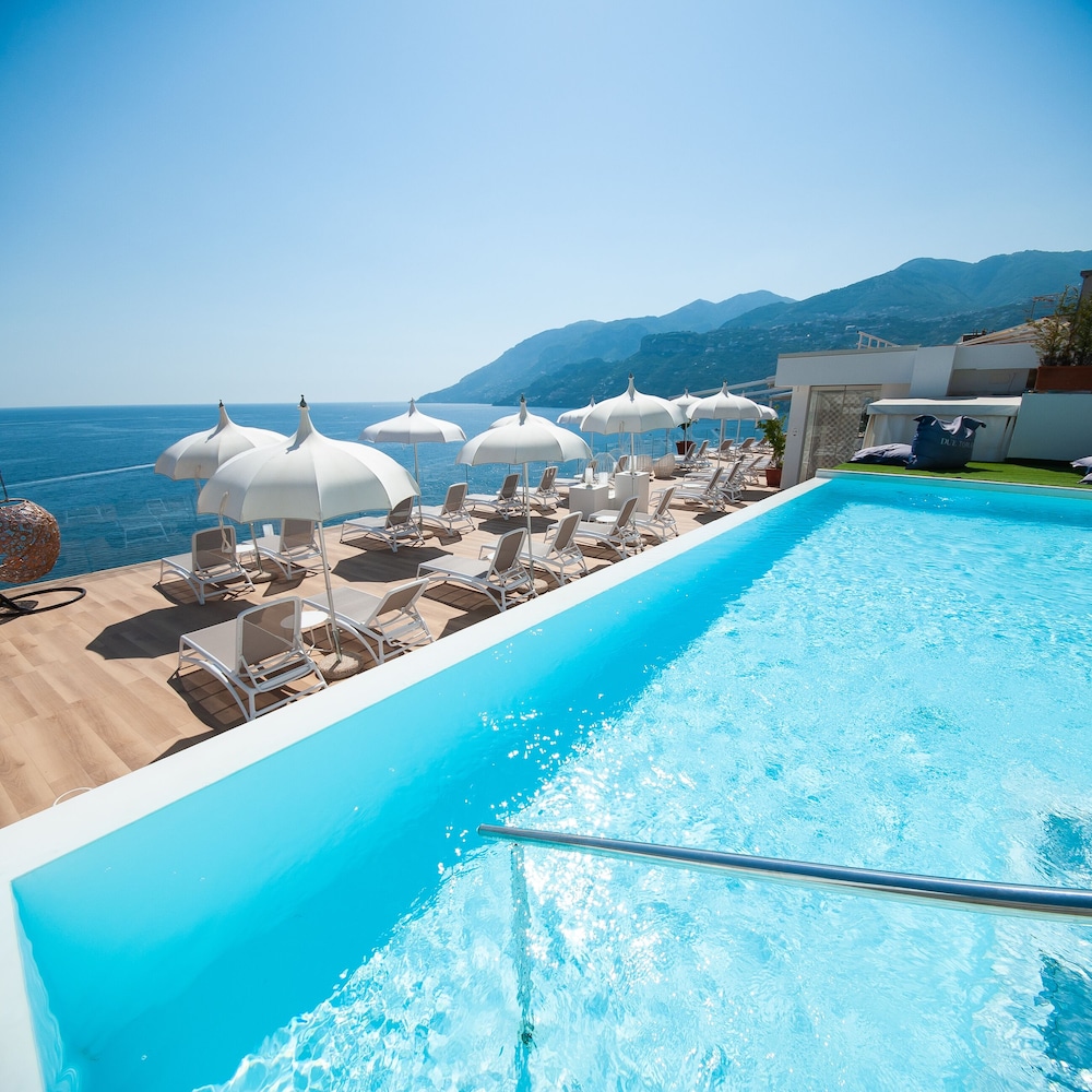 

Trieste - Ravello - Hotel Club Due Torri
