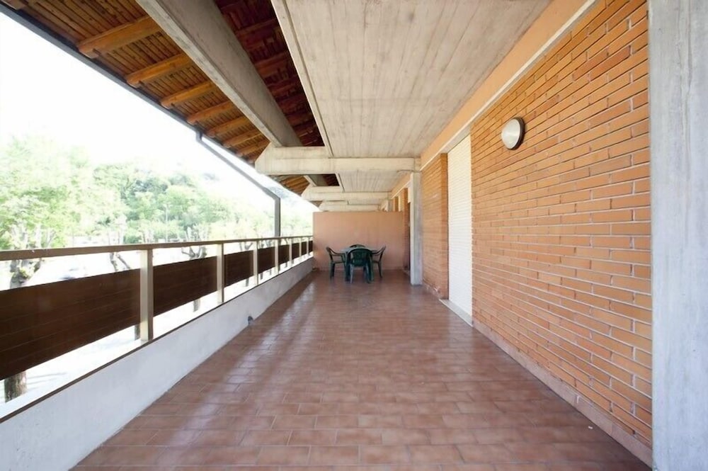 

Bari - Desenzano del Garda - Health House