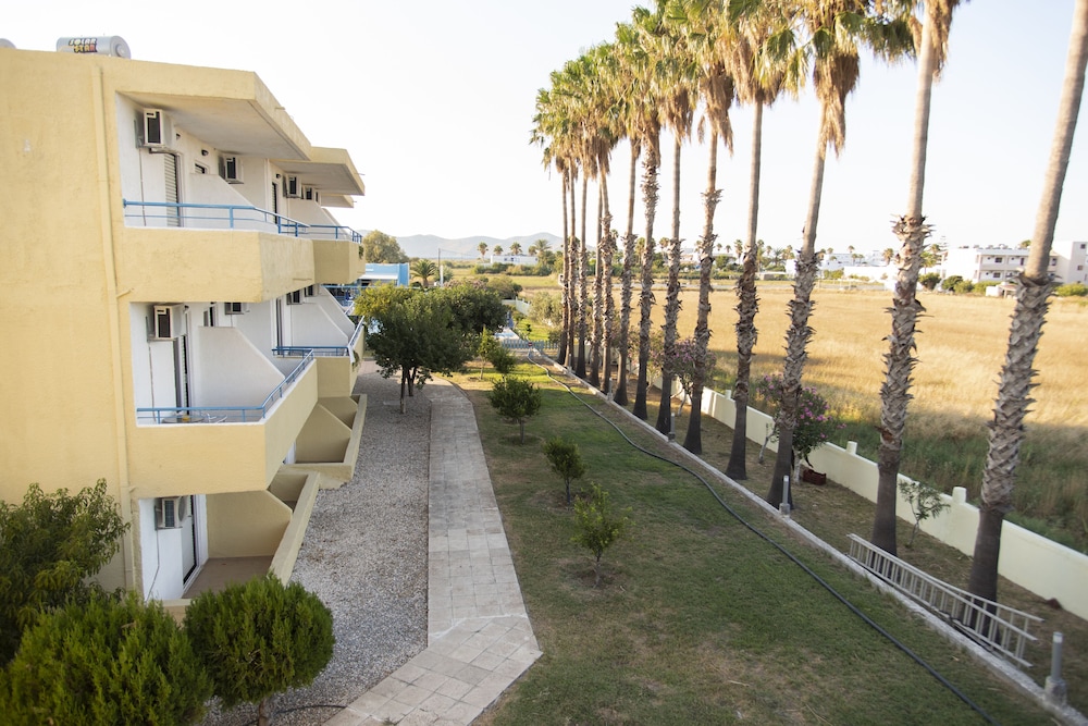 

Brindisi - Tigaki - Oasis Tigaki