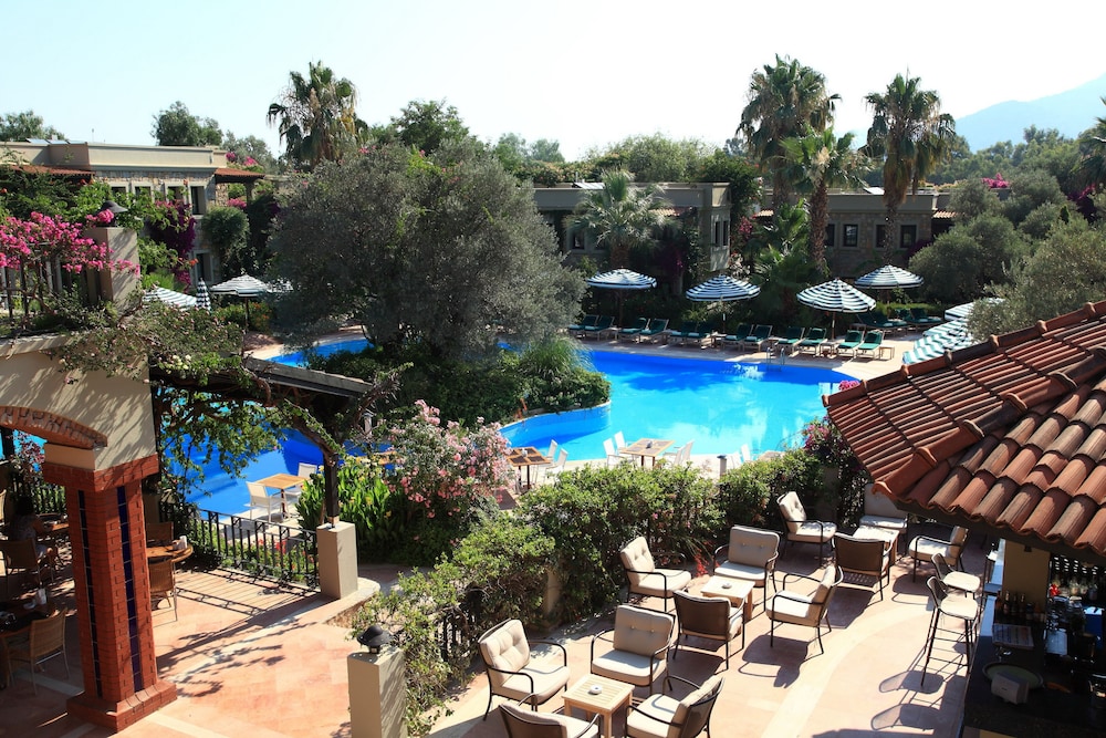 

Bologna - Torba - Zeytinada Hotel