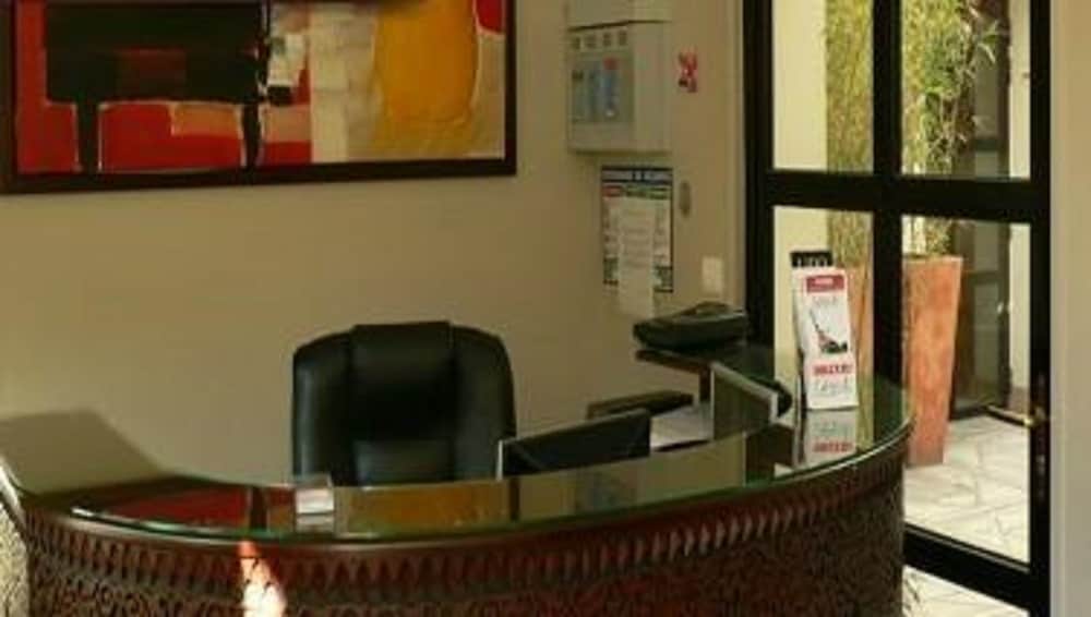

Lamezia Terme - Parigi - Hôtel Tingis