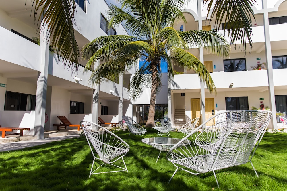

Milano - Puerto Morelos - Hotel Ojo de Agua
