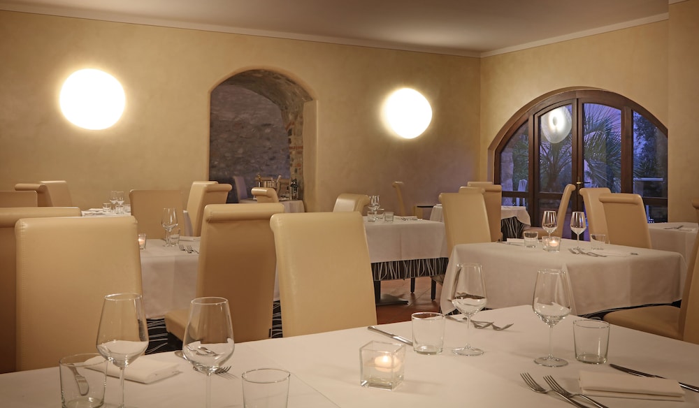 

Comiso - Sirmione - San Rocco Relais
