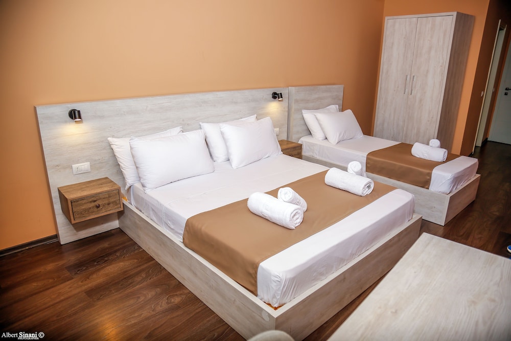 

Roma - Tirana - Arc Hotel Tirana