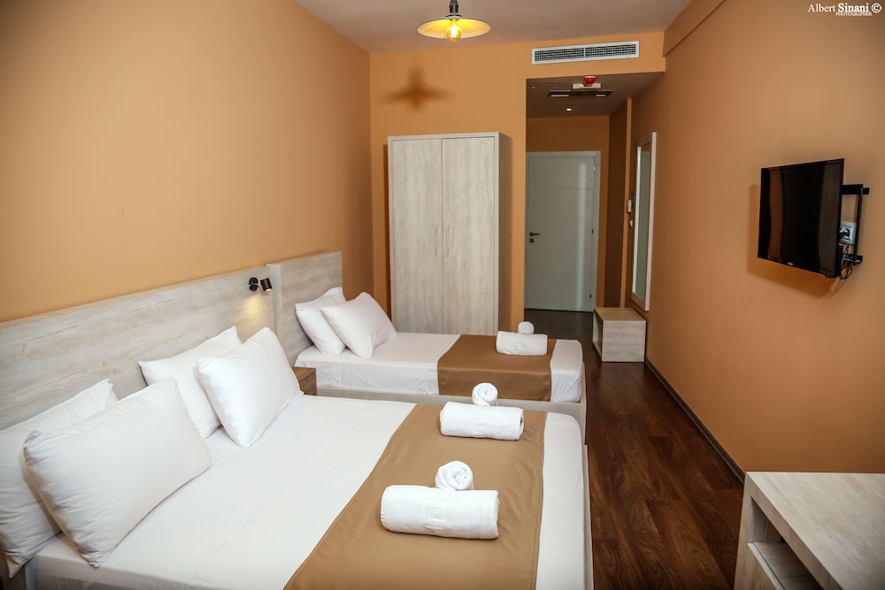 

Roma - Tirana - Arc Hotel Tirana