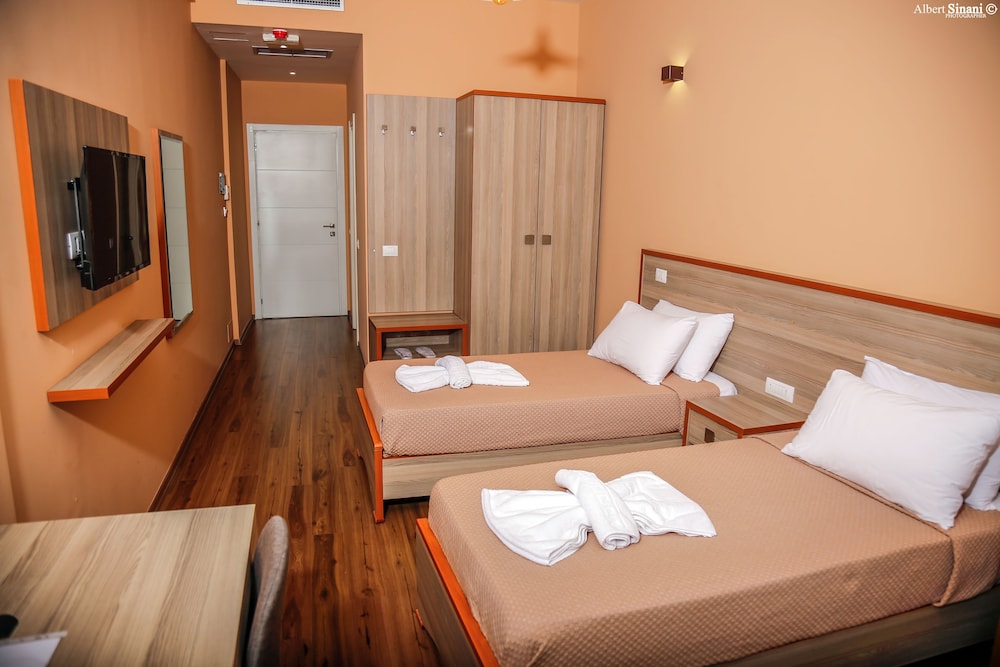 

Perugia - Tirana - Arc Hotel Tirana